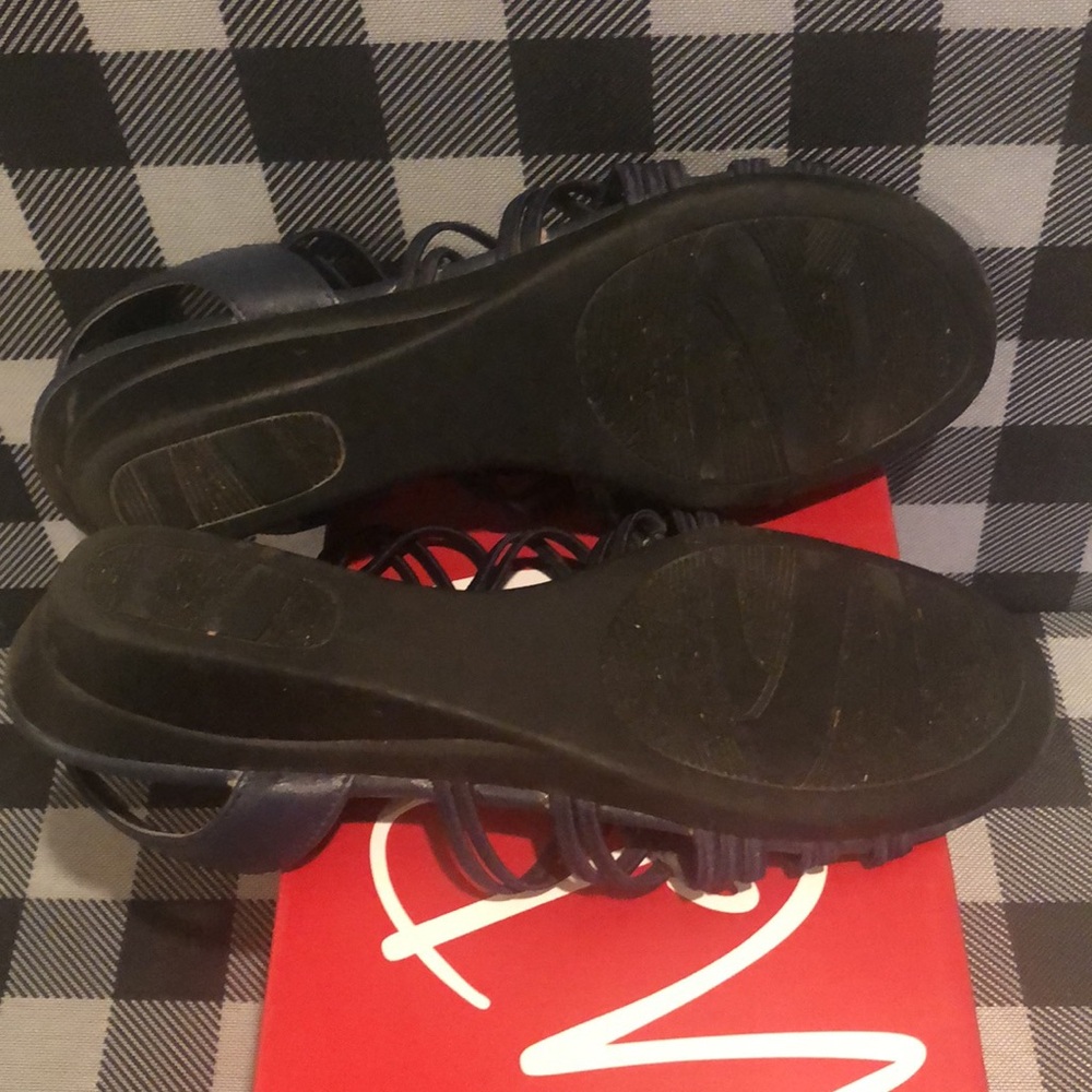Impo Navy Dress Sandal Stretch Fit Size 8 - Picture 4 of 6